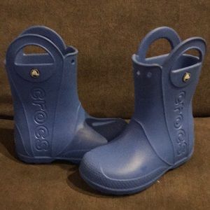 Kids Crocs Pull-on Boot (size 12)